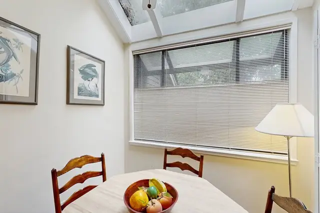 Dining area at Inverness Village 915