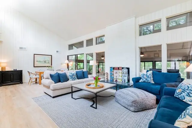 Living room at Mooring Buoy 157