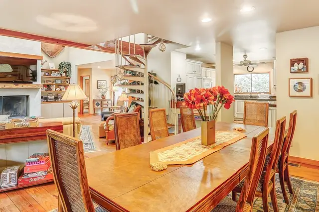 Dining area at Mooring Buoy 151