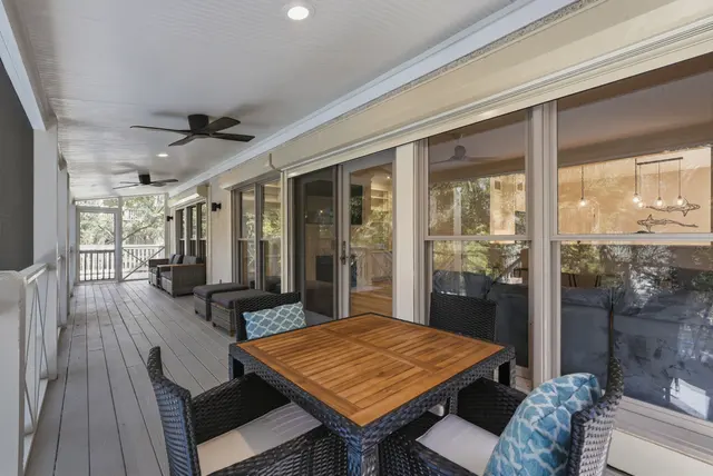 Screened porch at Mooring Buoy 153