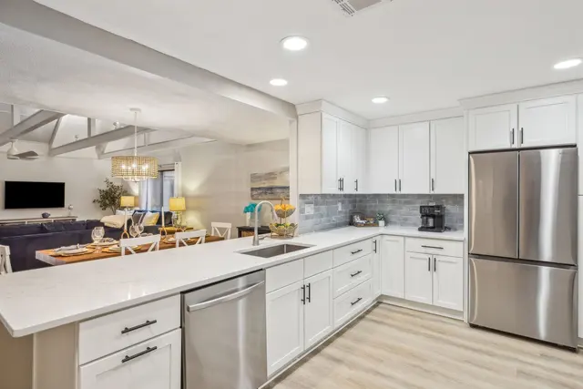 Kitchen at Queens Grant 579