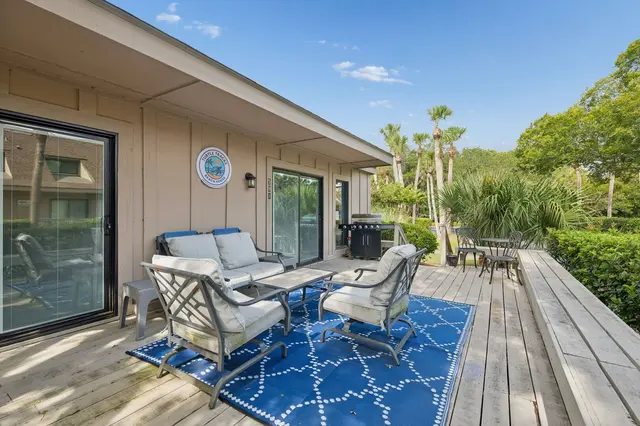 Deck at Queens Grant 591
