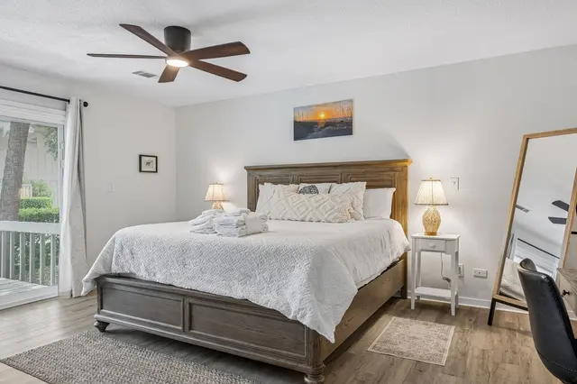 Bedroom at Queens Grant 591