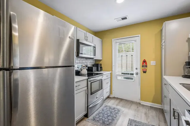Kitchen at Queens Grant 591