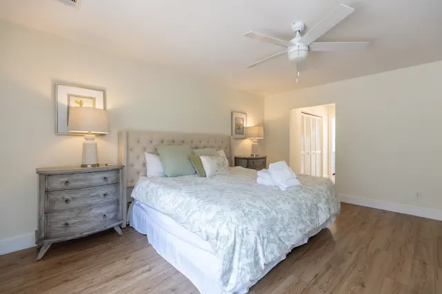 Bedroom at Queens Grant 618