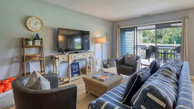 Living room at Turnberry Village 207
