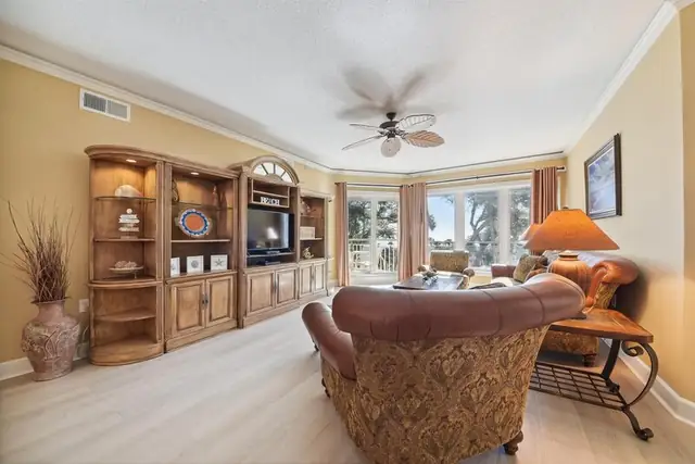 Living room at Windsor Place 2313
