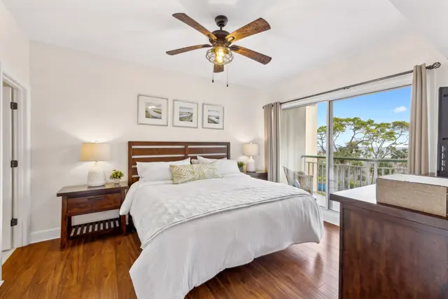 Bedroom at Windsor Place 302