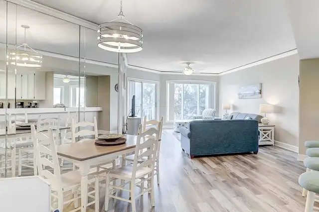 Kitchen at Windsor Place 402