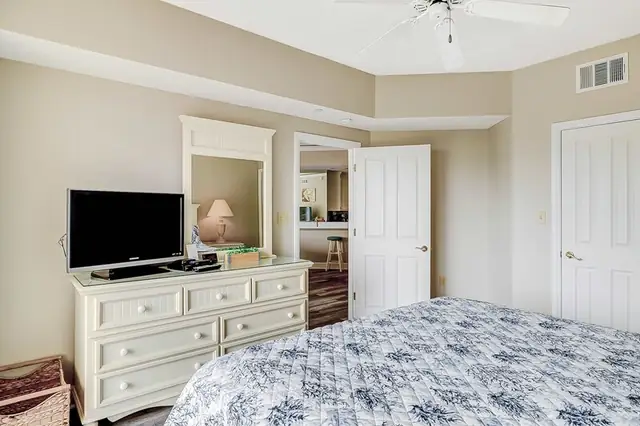 Bedroom at Windsor Place 402