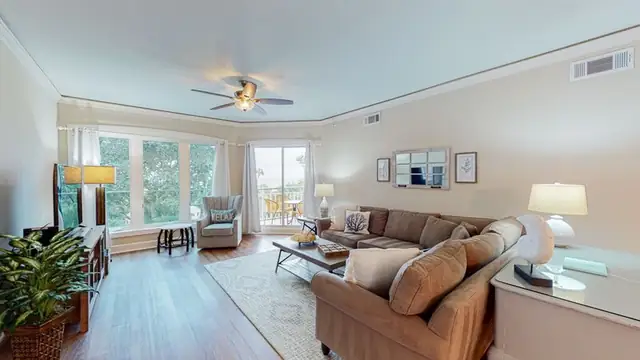 Living room at Windsor Place 306