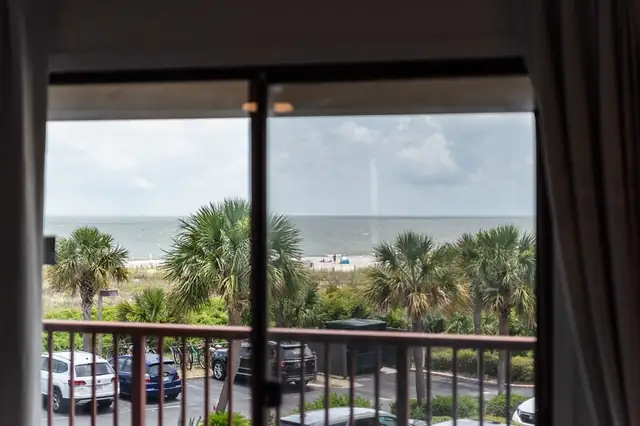 View at Admiral’s Row 215