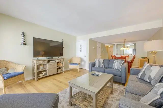 Living room at Courtside Villas 113