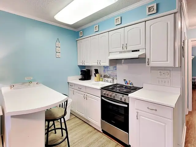 Kitchen at Hilton Head Island Beach & Tennis Resort 148