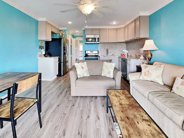 Living room at Hilton Head Island Beach & Tennis Resort 303