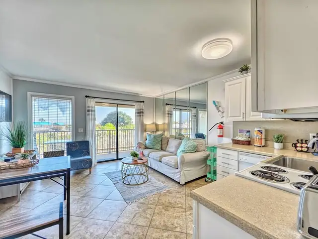 Kitchen at Hilton Head Island Beach & Tennis Resort 130