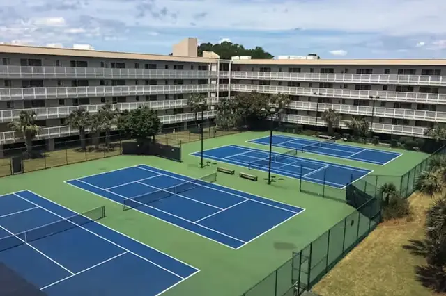 Tennis courts at Hilton Head Resort