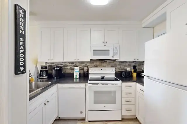 Kitchen at Hilton Head Resort 2103