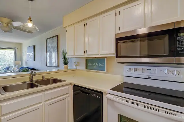 Kitchen at Hilton Head Resort 2104