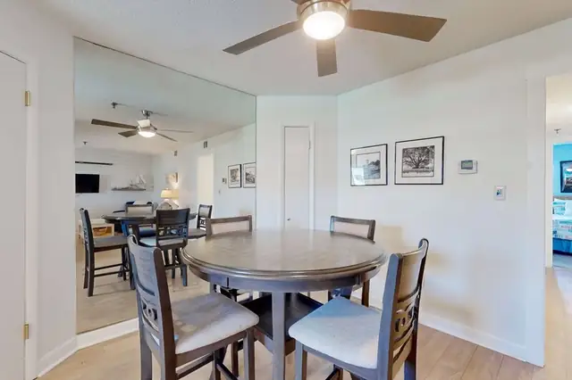 Dining area at Hilton Head Resort 4226