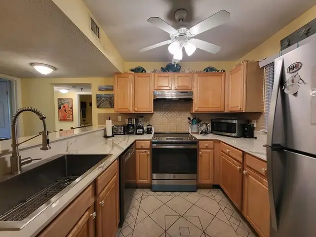 Kitchen at Hilton Head Resort 3221