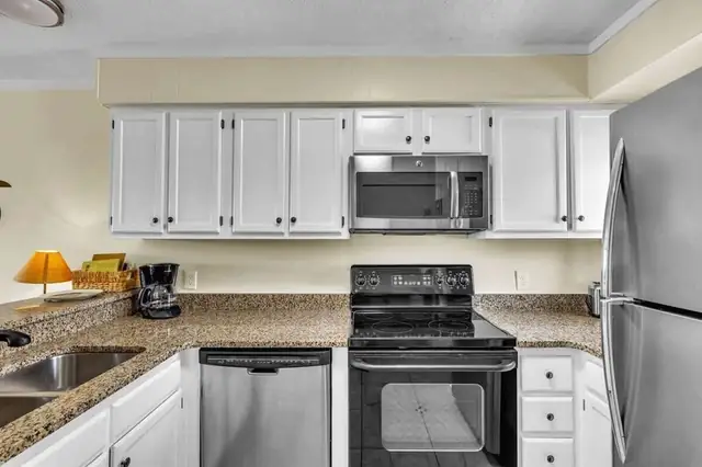 Kitchen at Hilton Head Resort 1204