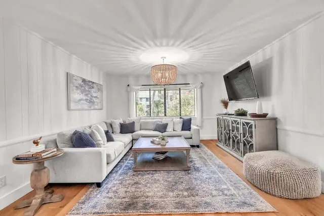 Living room at Island House Villas 112