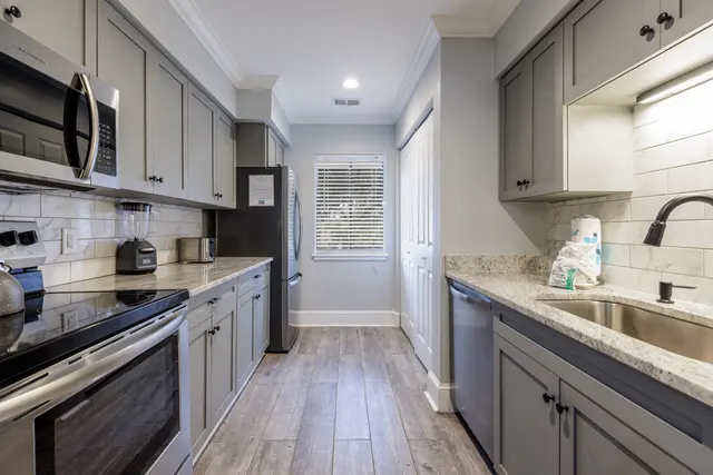 Kitchen at Island House Villas 102