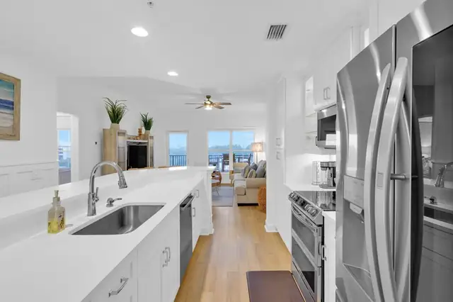Kitchen at North Shore Place 502