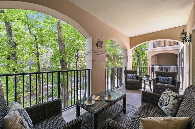 Balcony at North Shore Place 209