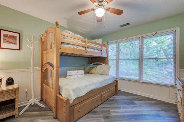 Bunk room at Ocean Breeze 74