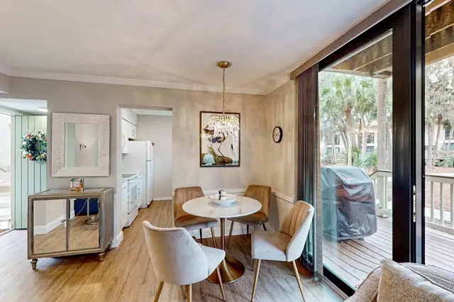 Dining area at Seascape Villas 3048