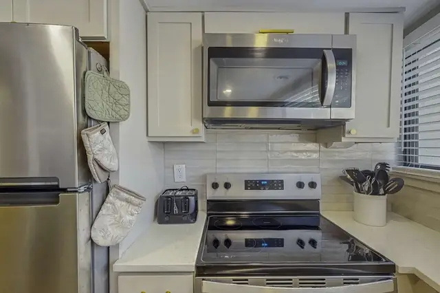 Kitchen at Seascape Villas 3207