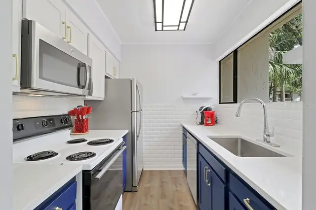 Kitchen at Seascape Villas 3005