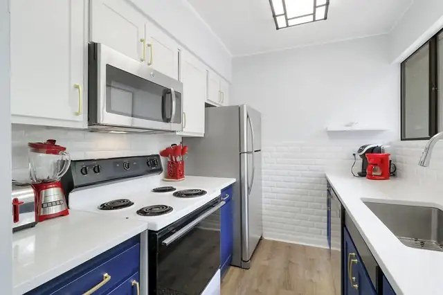 Kitchen at Seascape Villas 3005