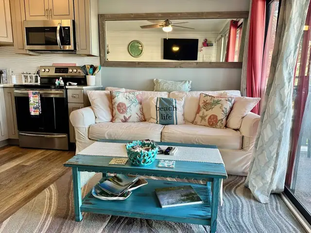Living room at Seaside Villas 165