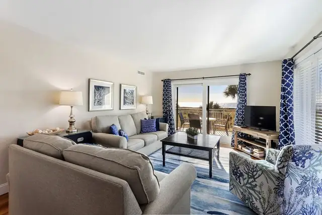 Living room at Shorewood Villas 201