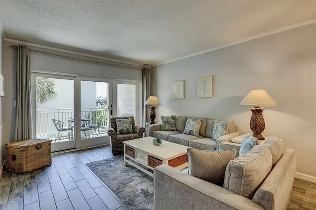 Living room at Shorewood Villas 131
