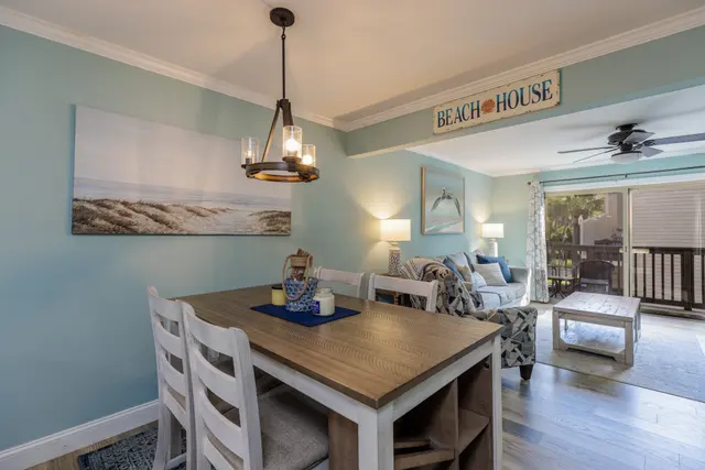 Dining area at Tanglewood Villas 705