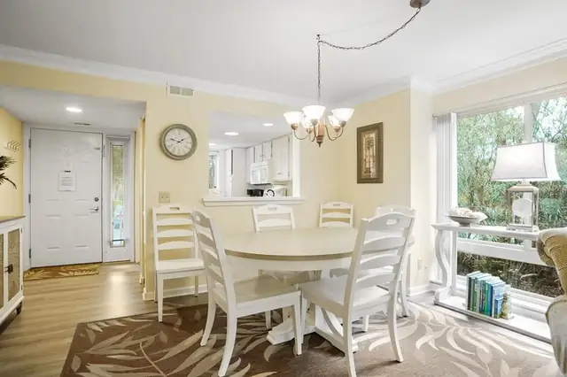 Dining area at Tanglewood Villas 101