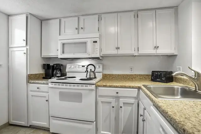Kitchen at Tanglewood Villas 101