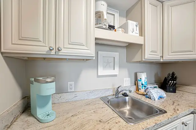 Kitchen at The Breakers 321