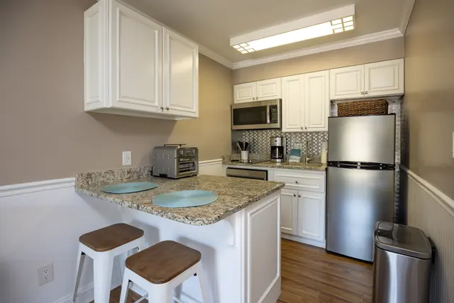 Kitchen at The Breakers 118