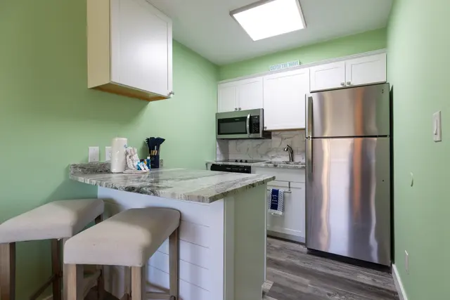 Kitchen at The Breakers 231