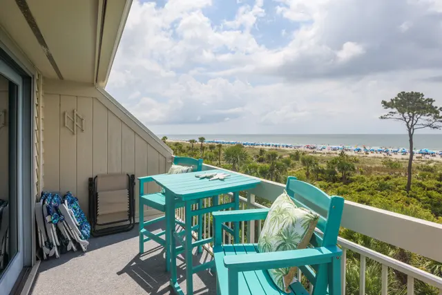 Photo 10 of The Breakers 309