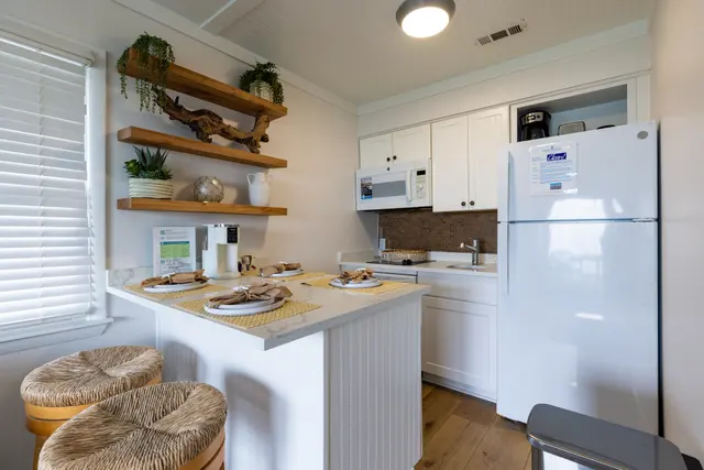 Kitchen at The Breakers 309