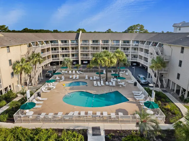 Pool at The Breakers 309