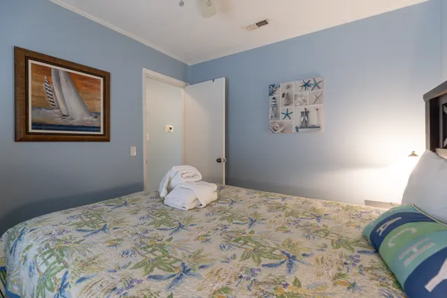 Bedroom at The Breakers 320