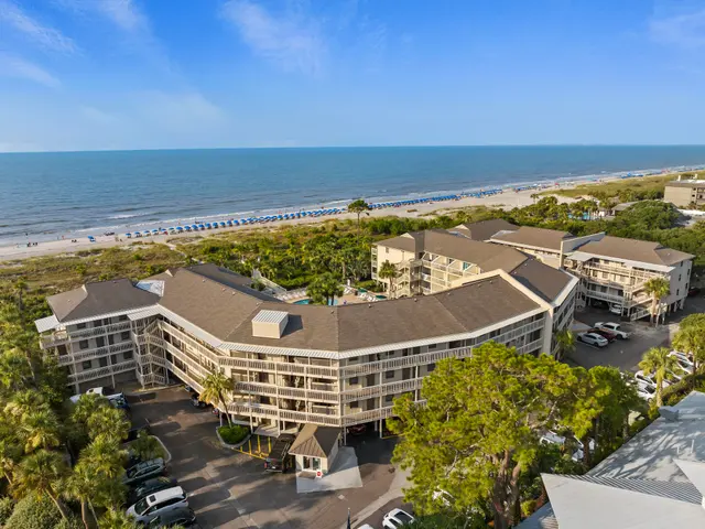 Aerial view at The Breakers 320