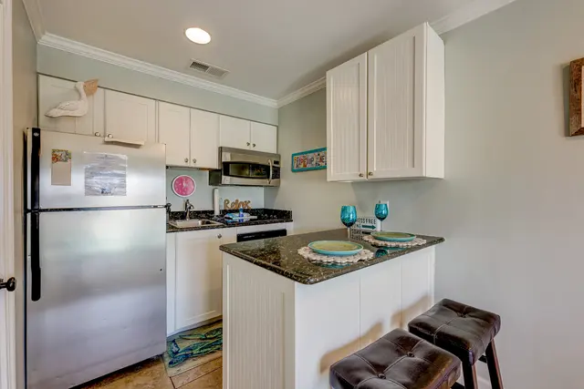 Kitchen at The Breakers 332